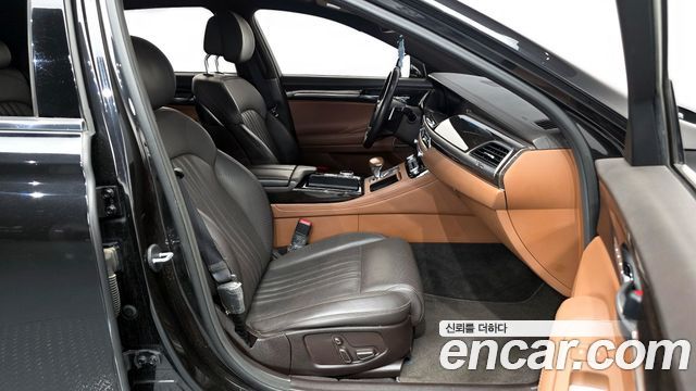 Genesis G90 2019 — photo 11