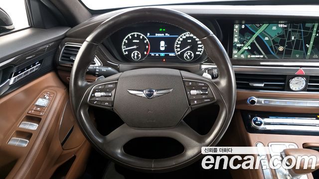 Genesis G90 2019 — photo 14