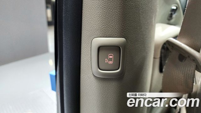 Kia Canival 2019 — photo 18