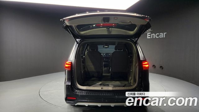 Kia Canival 2019 — photo 20