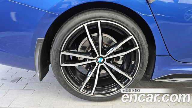 BMW 3-Series 2021 — photo 5