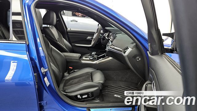 BMW 3-Series 2021 — photo 11