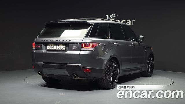 Land Rover Range Rover Sport 2016 — photo 2