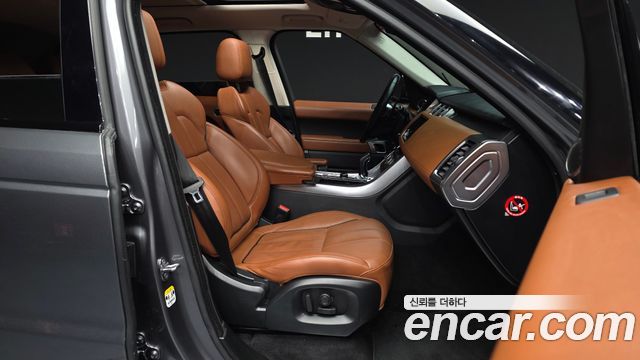Land Rover Range Rover Sport 2016 — photo 11