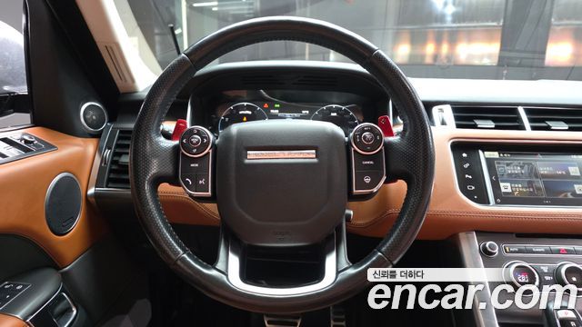 Land Rover Range Rover Sport 2016 — photo 13