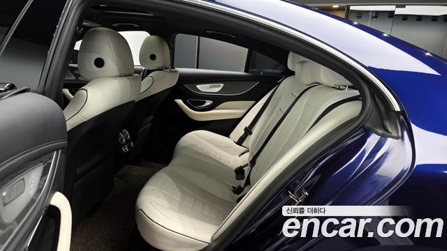 Mercedes-Benz CLS-Class 2020 — photo 12