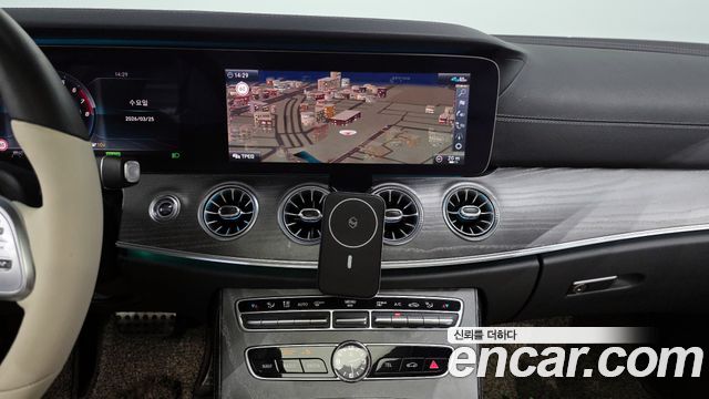 Mercedes-Benz CLS-Class 2020 — photo 15