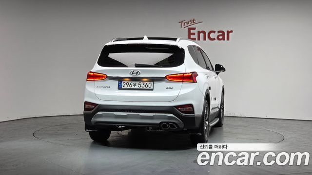 Hyundai Santafe 2019 — photo 4