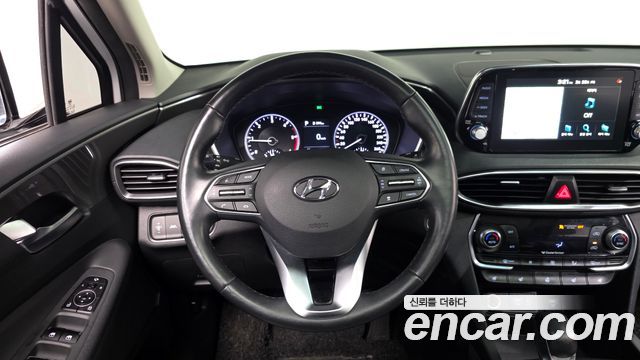 Hyundai Santafe 2019 — photo 13