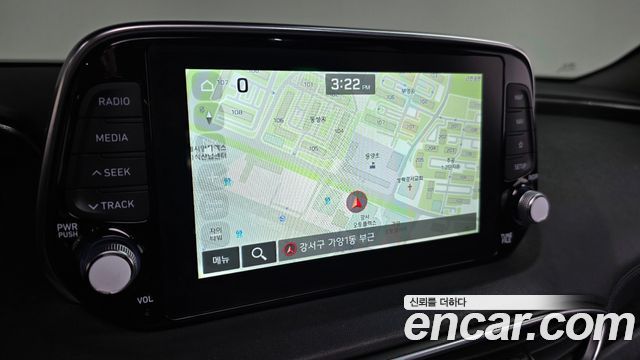 Hyundai Santafe 2019 — photo 14