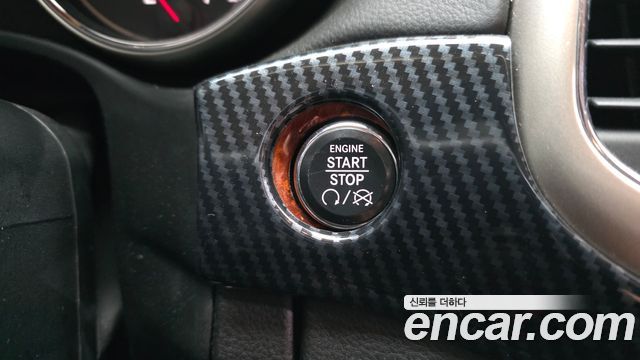 Jeep Cherokee 2012 — photo 17