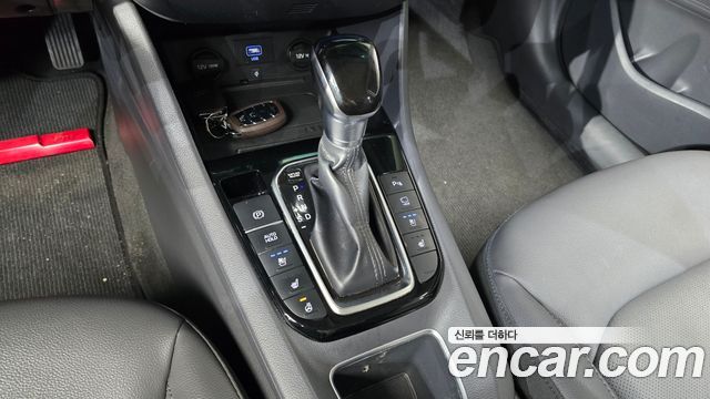Hyundai Ioniq 2020 — photo 9