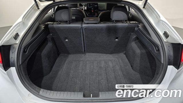 Hyundai Ioniq 2020 — photo 20