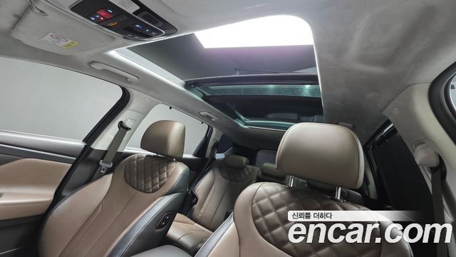 Hyundai Santafe 2022 — photo 12