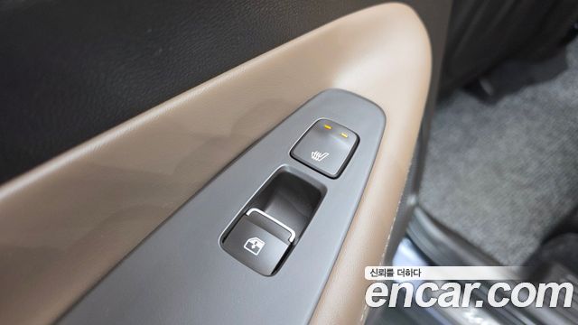 Hyundai Santafe 2022 — photo 18