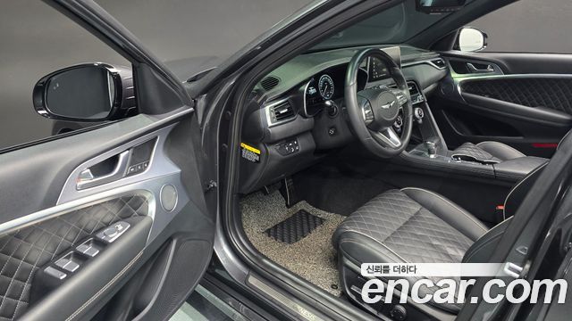 Genesis G70 2019 — photo 11