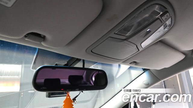 Kia K7 2016 — photo 16