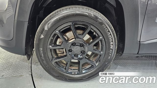 Jeep Renegade 2019 — photo 5