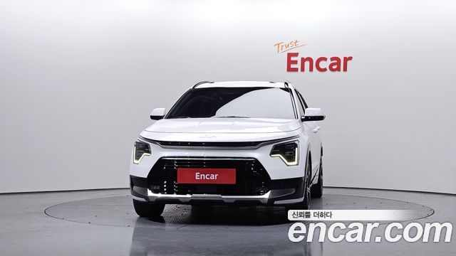 Kia Niro 2023 — photo 3