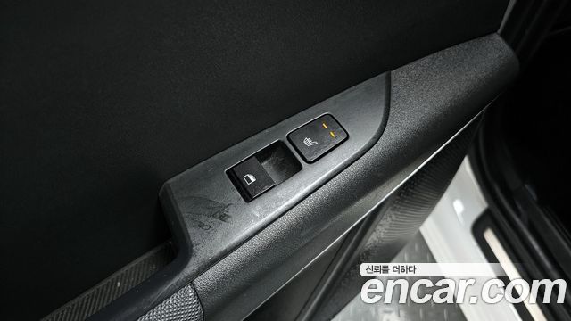 Kia Niro 2023 — photo 16