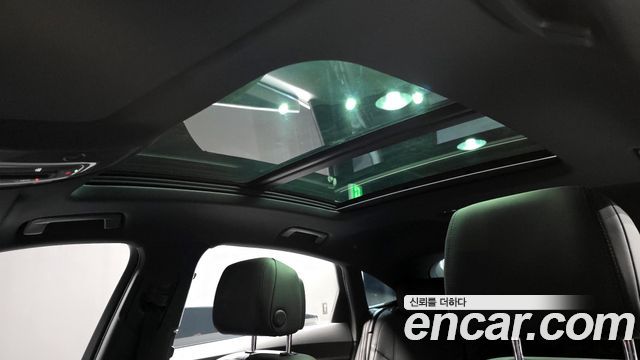 Audi e-tron 2021 — photo 19