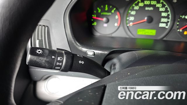 Hyundai Starex 2015 — photo 18