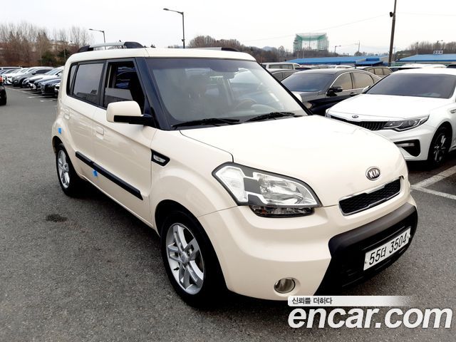 Kia Soul 2009 — photo 3