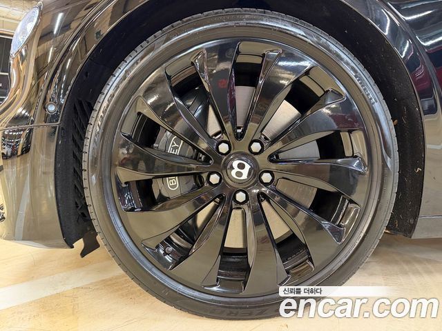 Bentley Flying Spur 2020 — photo 5