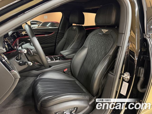 Bentley Flying Spur 2020 — photo 11