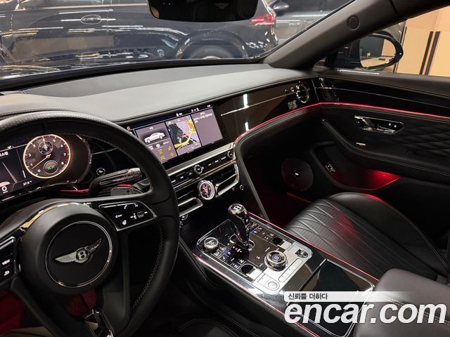 Bentley Flying Spur 2020 — photo 13
