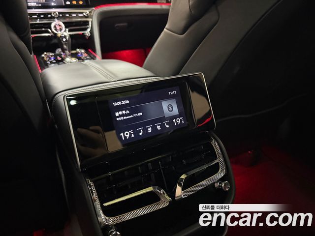 Bentley Flying Spur 2020 — photo 17