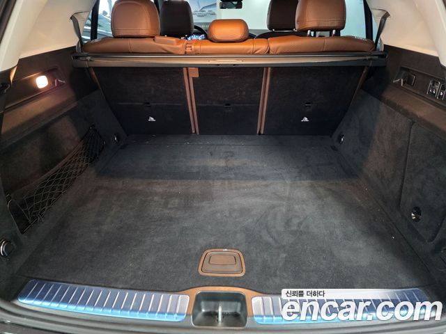 Mercedes-Benz GLE-Class 2025 — photo 11