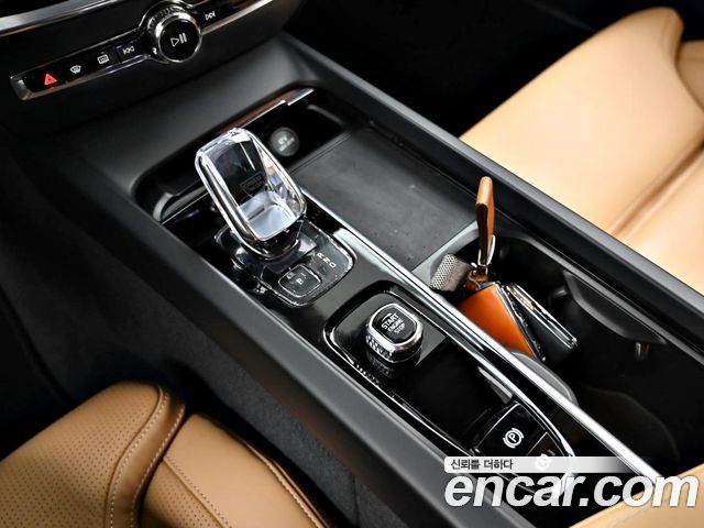 Volvo S60 2024 — photo 9