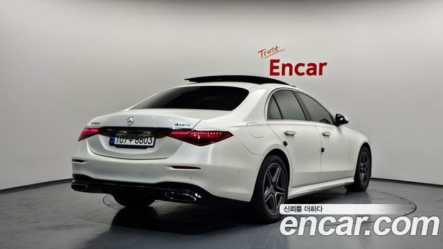 Mercedes-Benz S-Class 2022 — photo 2