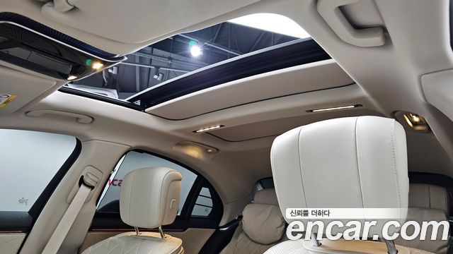Mercedes-Benz S-Class 2022 — photo 19