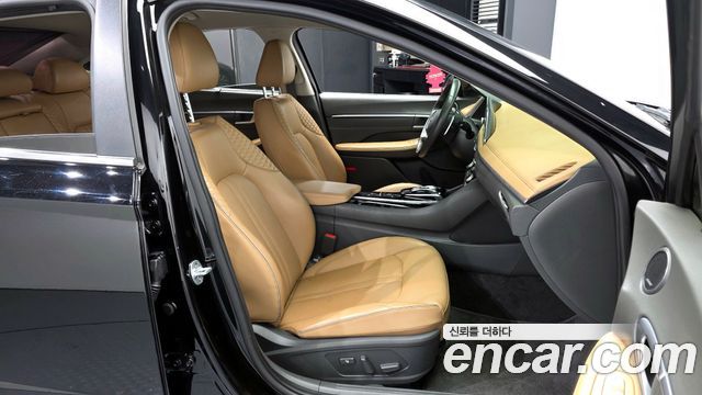 Hyundai Sonata 2020 — photo 11