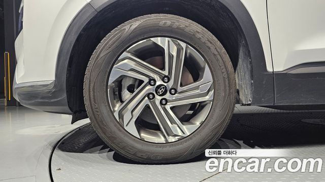Hyundai Santafe 2022 — photo 5