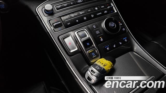 Hyundai Santafe 2022 — photo 9