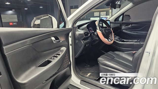 Hyundai Santafe 2022 — photo 11