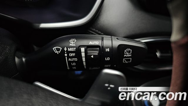 Hyundai Santafe 2022 — photo 17