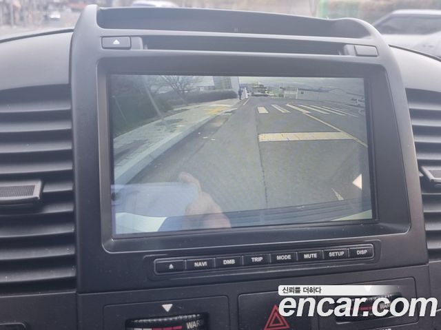 Kia Canival 2009 — photo 12