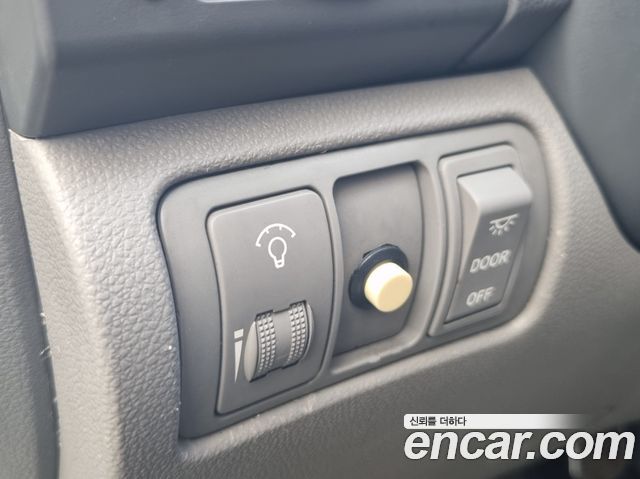 Kia Canival 2009 — photo 13