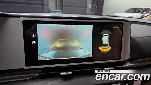Kia Canival 2023 — photo 24