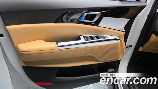 Kia Canival 2023 — photo 14