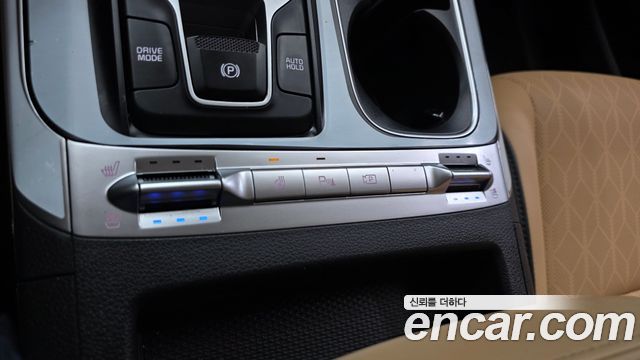Kia Canival 2023 — photo 28
