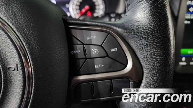 Jeep Renegade 2020 — photo 33