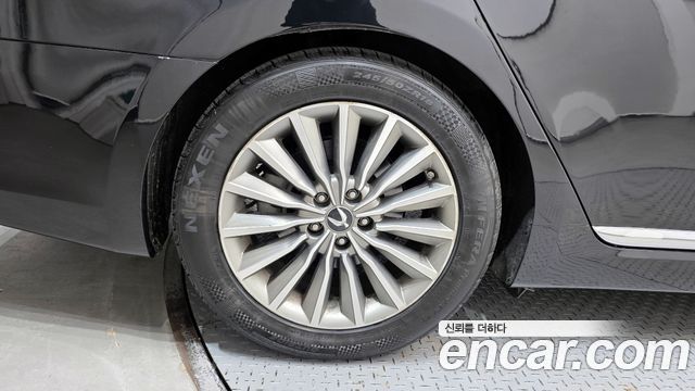 Hyundai Equus 2014 — photo 5