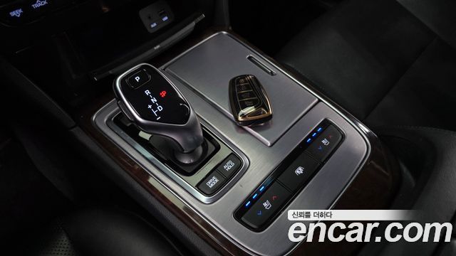 Hyundai Equus 2014 — photo 9
