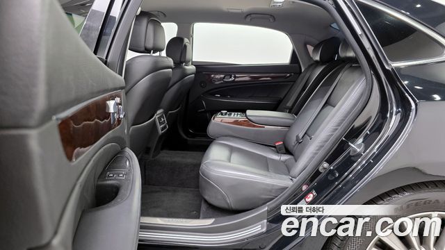 Hyundai Equus 2014 — photo 12