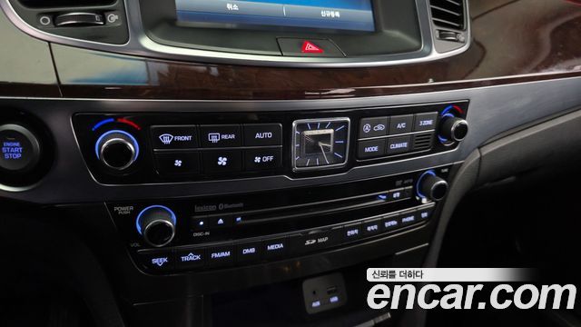 Hyundai Equus 2014 — photo 16